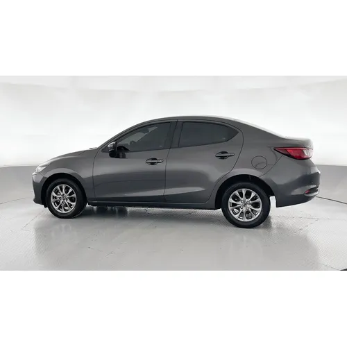 Mazda 2 2021 Gris Bogotá