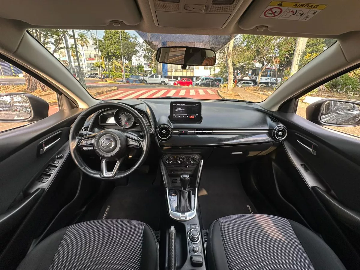Mazda 2 Touring