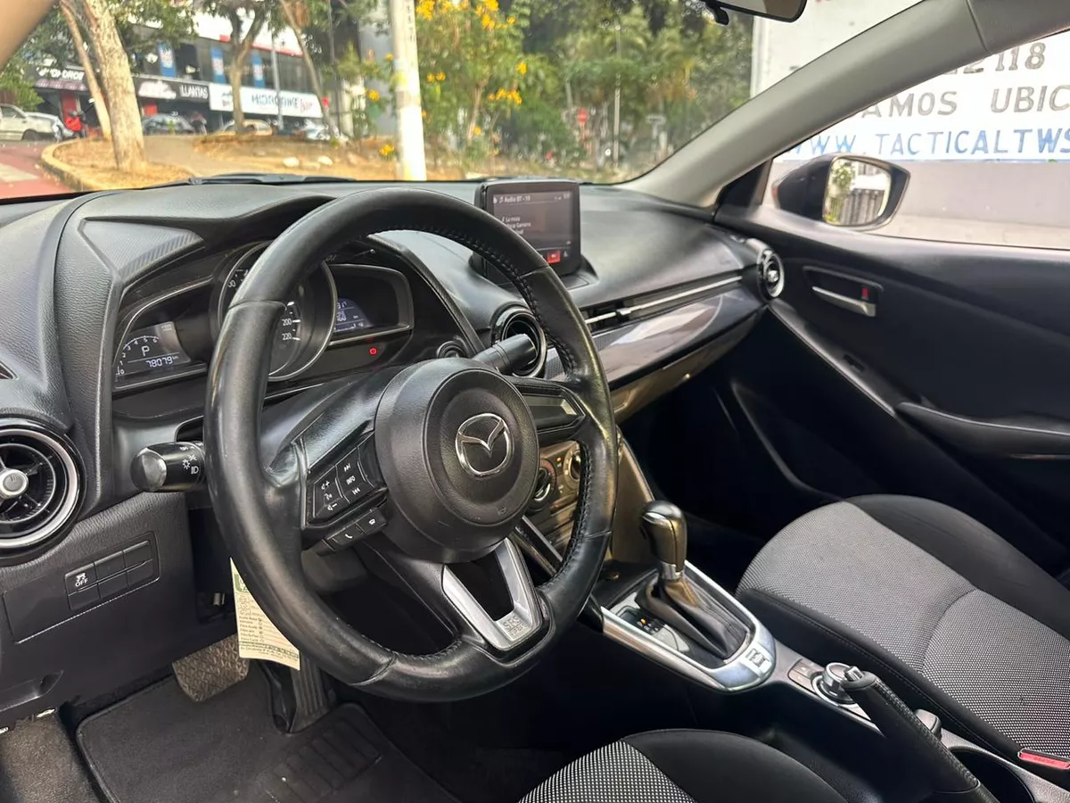Mazda 2 Touring