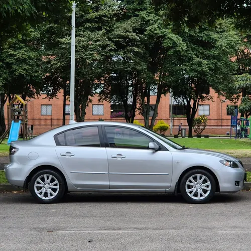 Mazda 3 2014 Plateado Bogotá