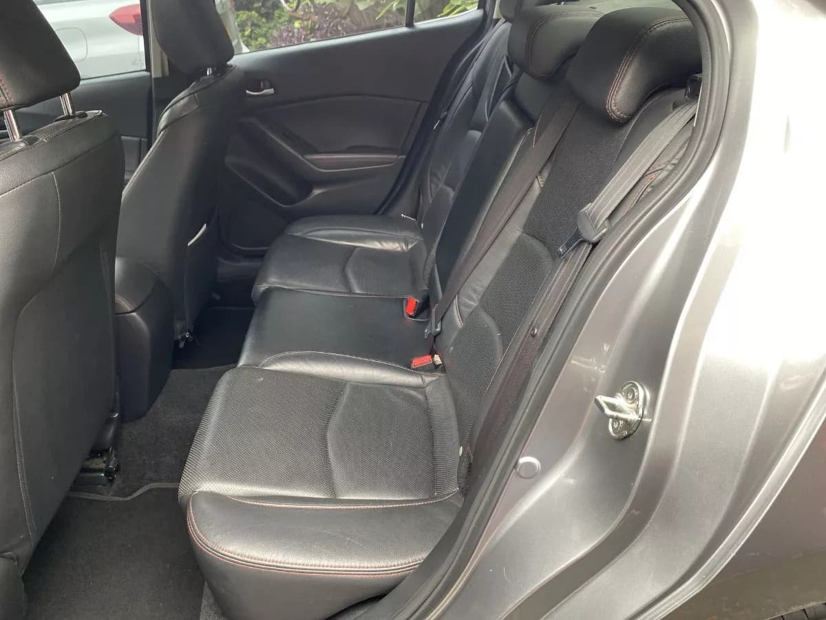 Mazda 3 2.0 Grand Touring At 4x2 2017 Gris