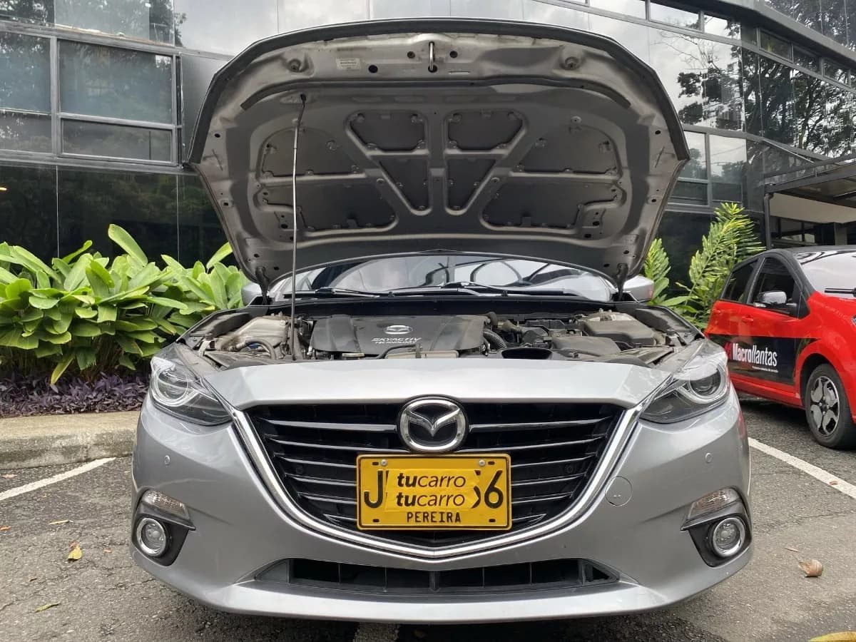 Mazda 3 2.0 Grand Touring At 4x2 2017 Gris