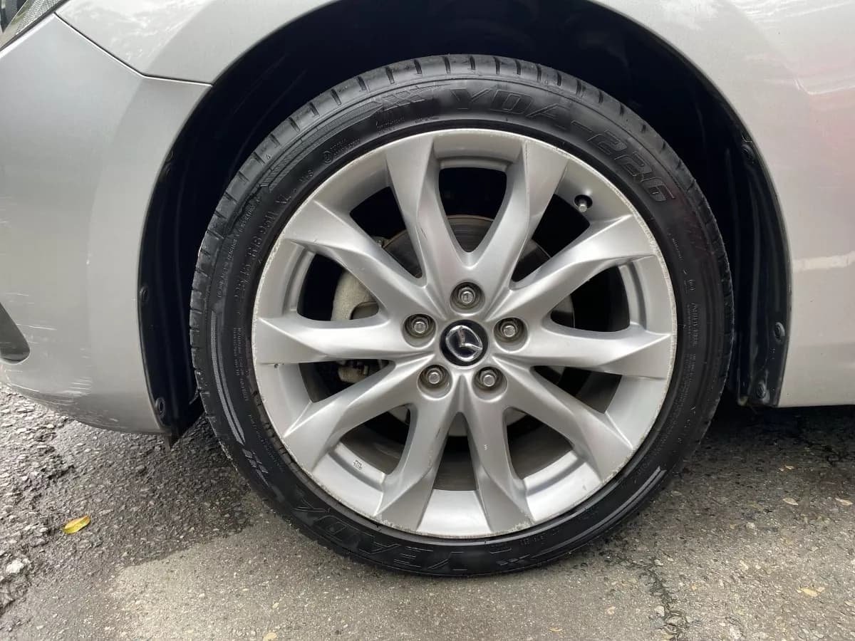 Mazda 3 2.0 Grand Touring At 4x2 2017 Gris