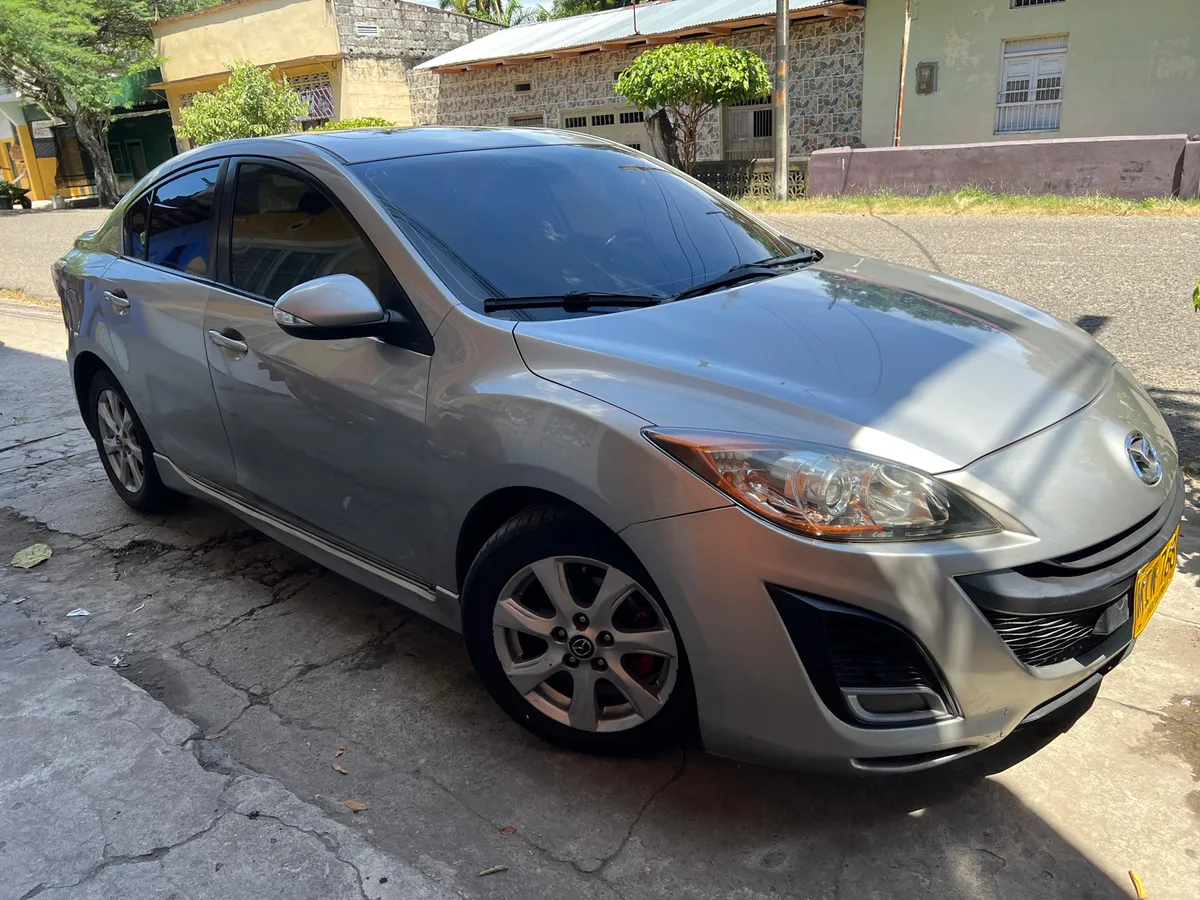 Mazda 3 2012 Plateado Honda