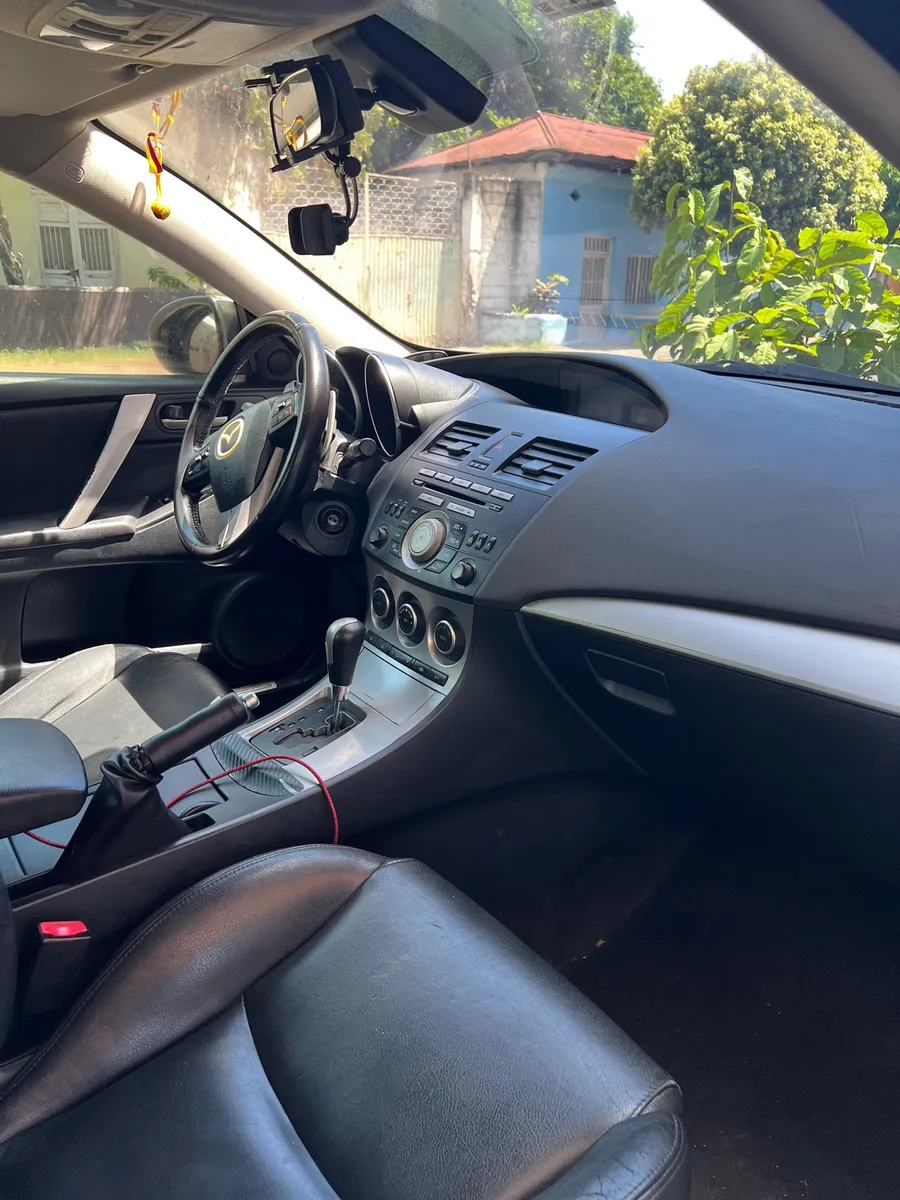 Mazda 3 2012 Plateado Honda