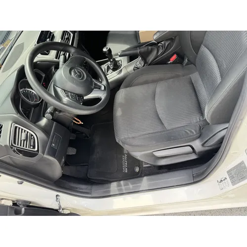 Mazda 3 2017 Blanco Medellín