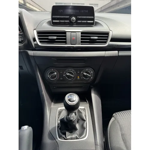 Mazda 3 2017 Blanco Medellín
