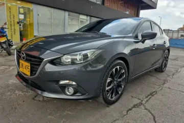 Mazda 3 2.0 TOURING MT