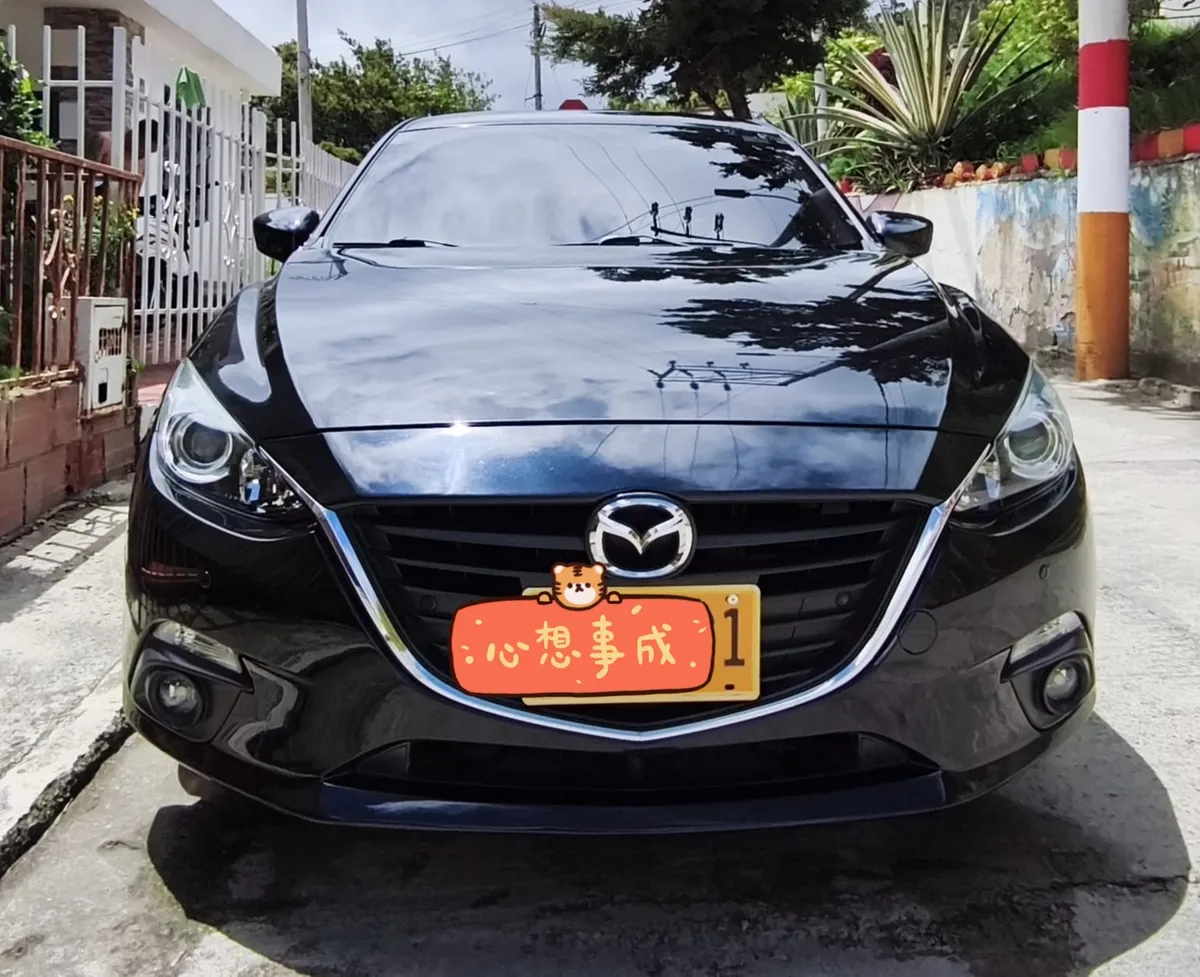 Mazda 3 2016 Negro Pamplona
