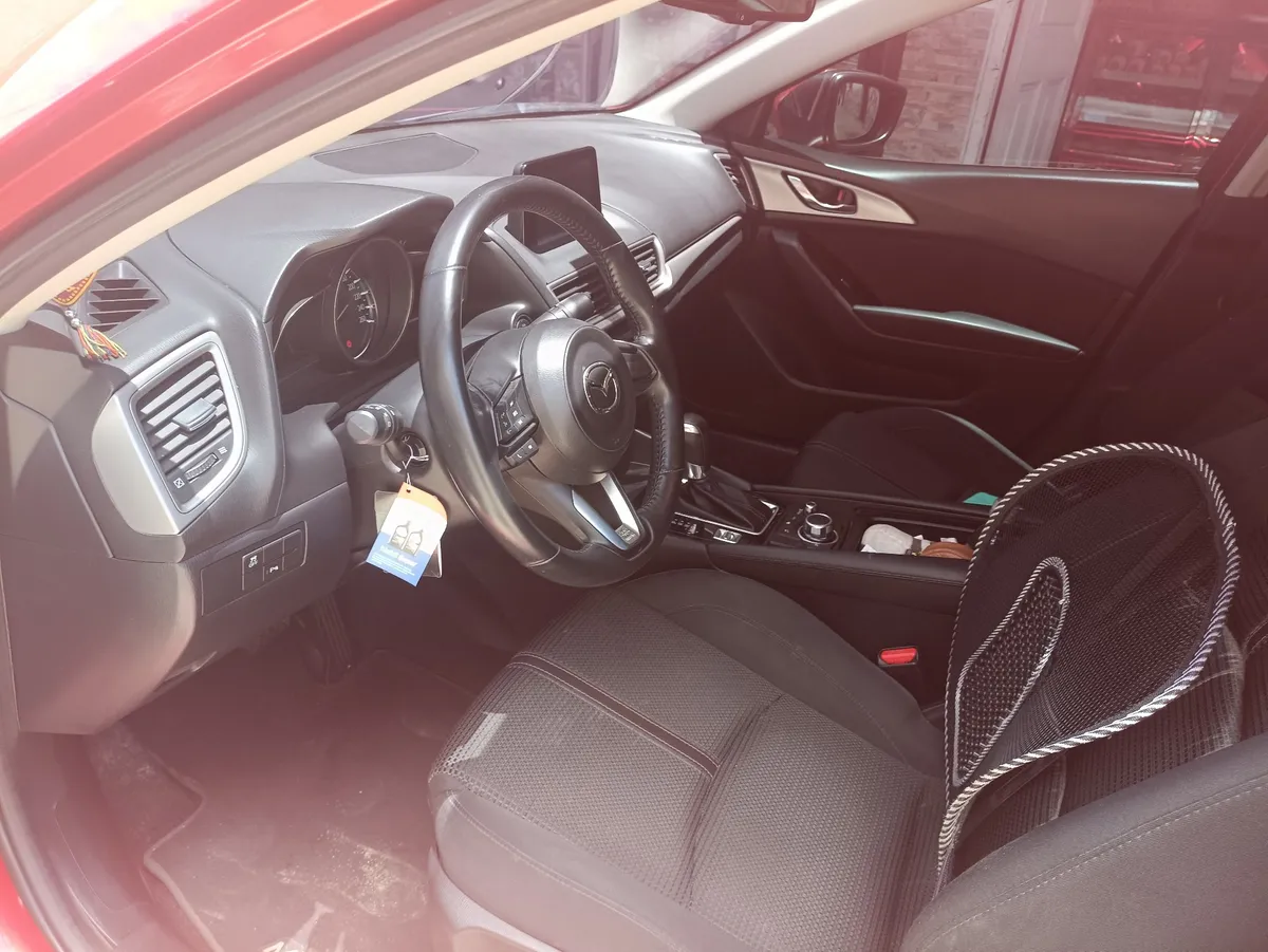 Mazda 3 2020 Rojo Pamplona