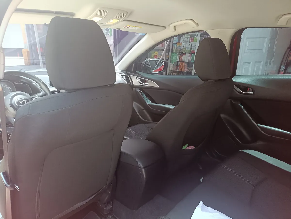 Mazda 3 2020 Rojo Pamplona