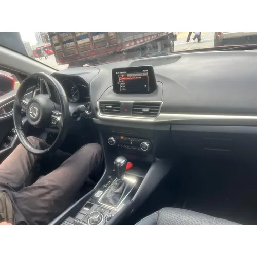 Mazda 3 2019 Rojo Bogotá