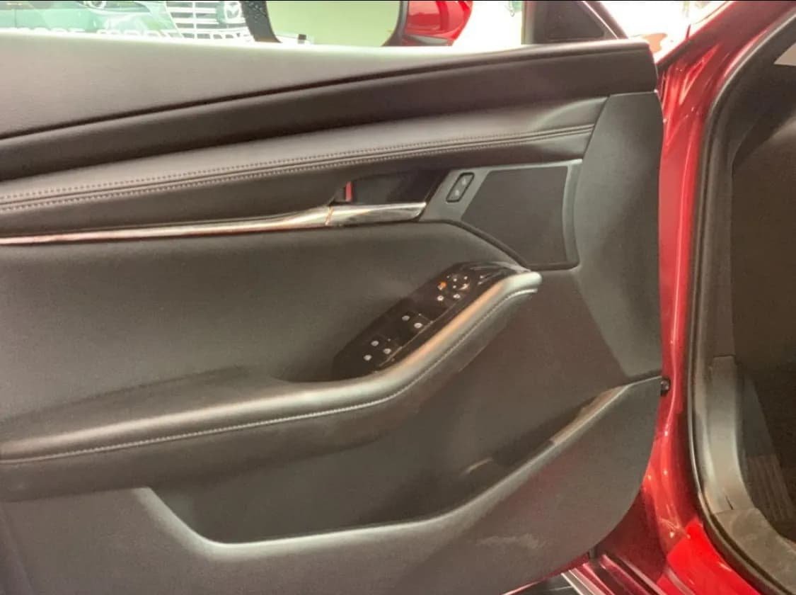 Mazda 3 2.0 Touring At Hibrido 2025 Rojo