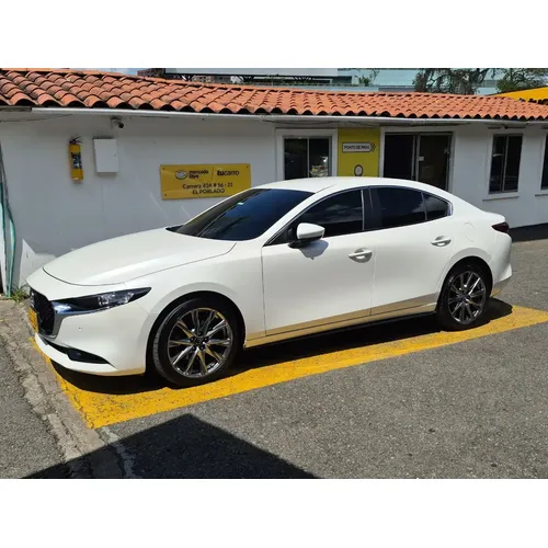 Mazda 3 2023 Blanco Medellín