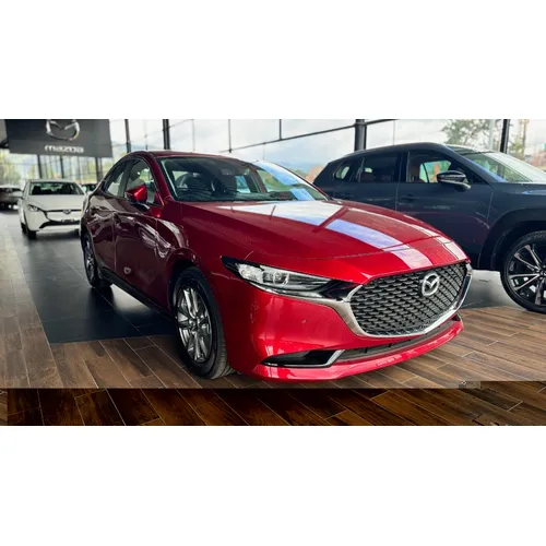 Mazda 3 2024 Rojo Bogotá