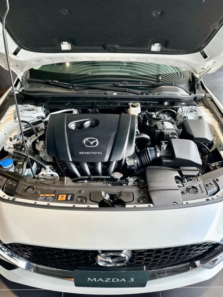 Mazda 3 Touring Híbrido 2025 Blanco