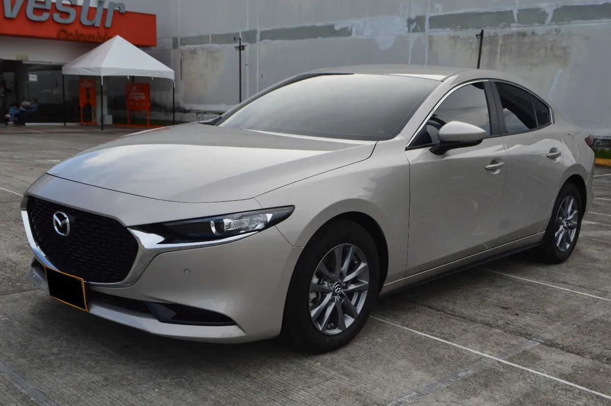 Mazda 3 2025 Plateado Ibagué