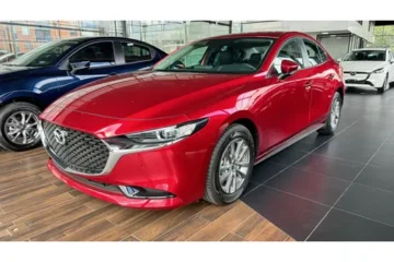 Mazda 3 Touring Mhev At / Paño- Cuero