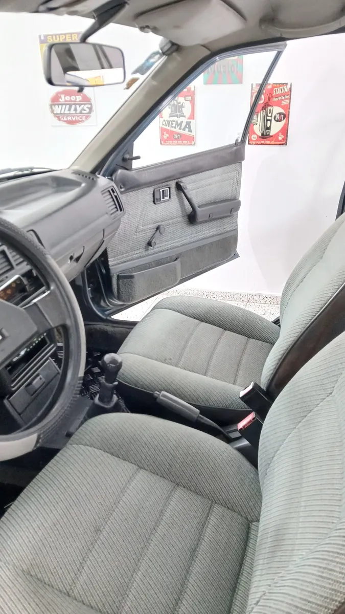 Mazda 323 1997 Verde Bogotá