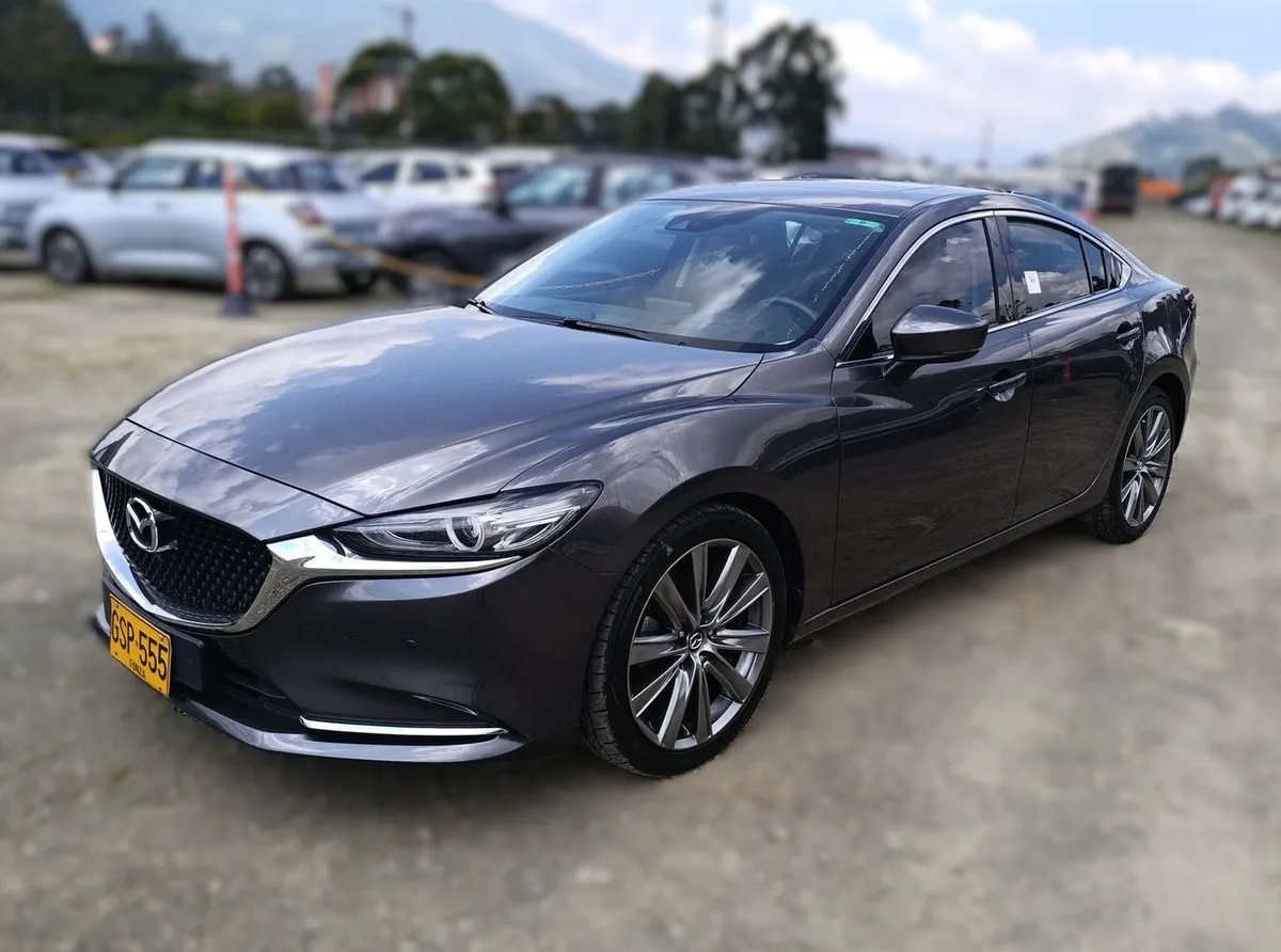 Mazda 6 2020 Gris Caldas