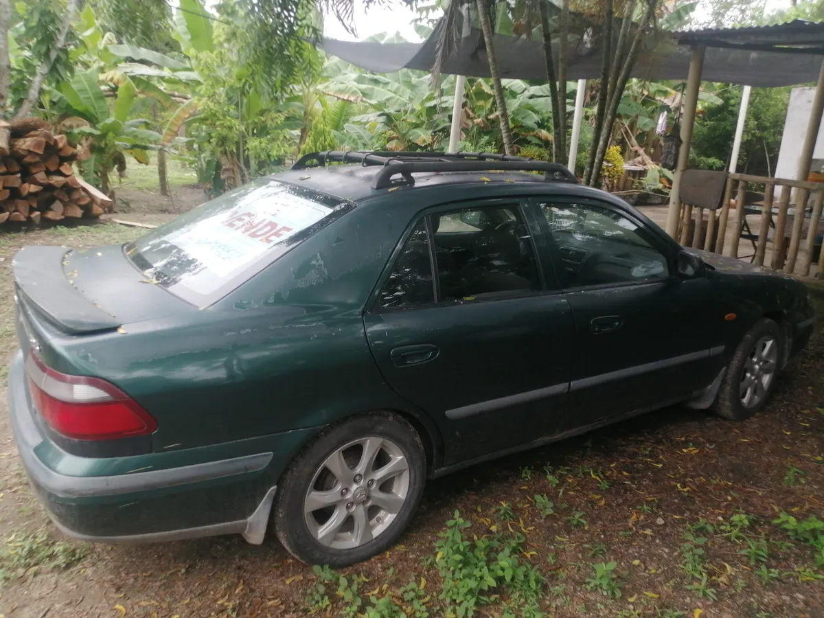 Mazda 626 1998 Verde Bogotá