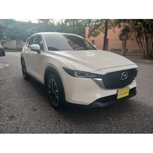 Mazda CX-5 2024 Blanco Medellín
