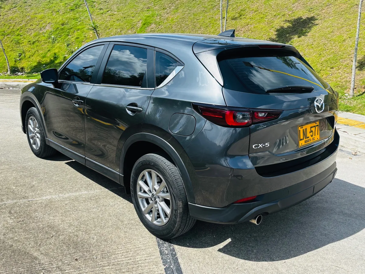 Mazda CX-5 2023 Gris Floridablanca