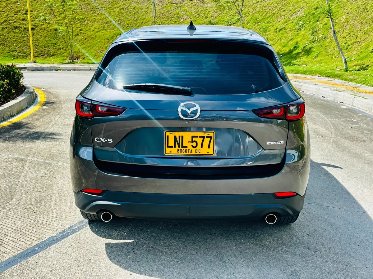 Mazda CX-5 2023 Gris Floridablanca