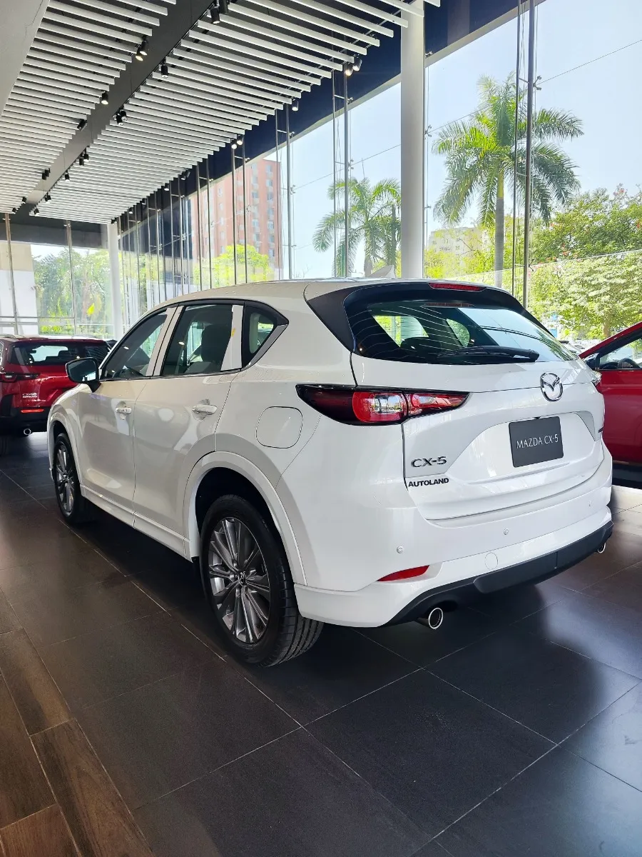 Mazda CX-5 2025 Blanco Medellín
