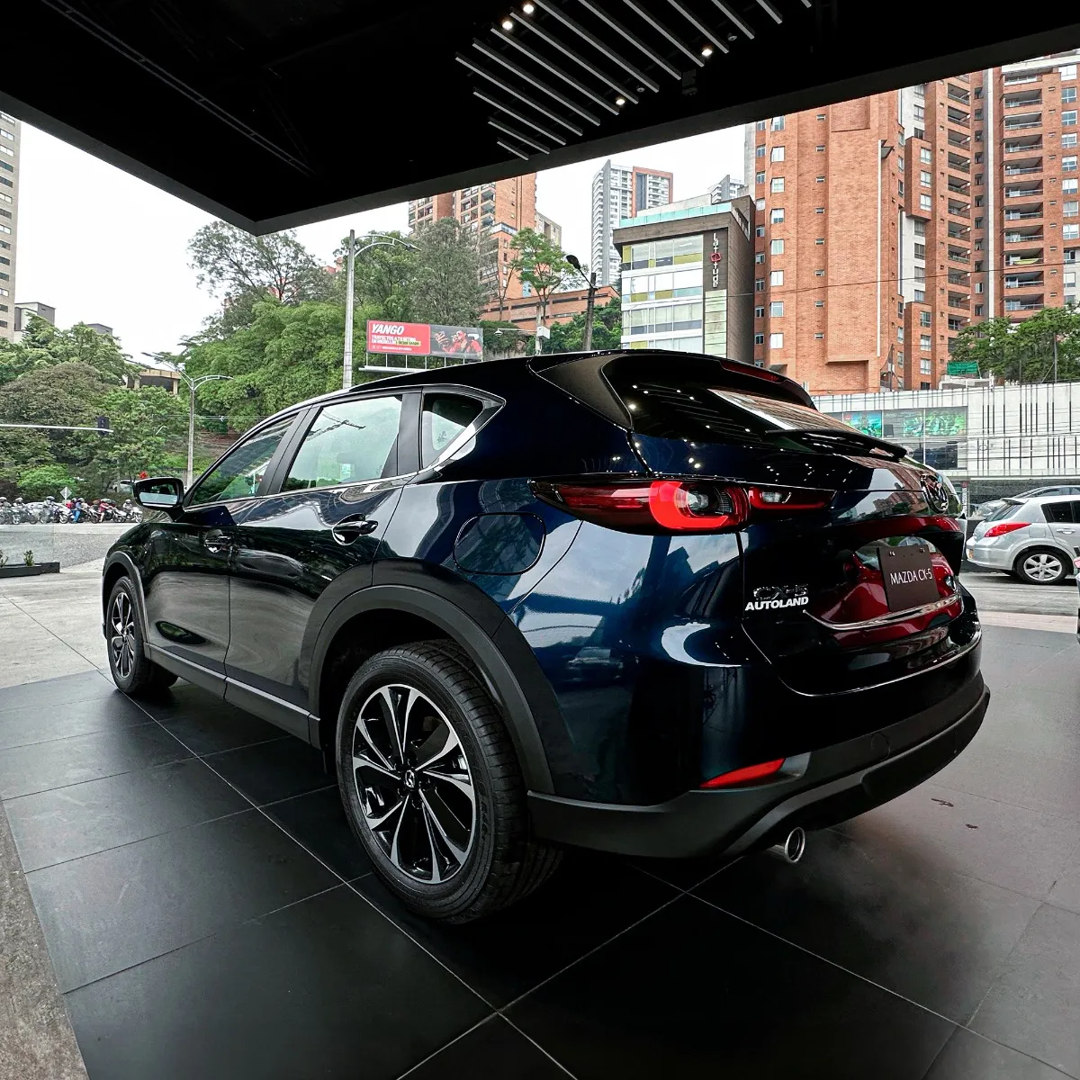 Mazda CX-5 2025 Azul Medellín