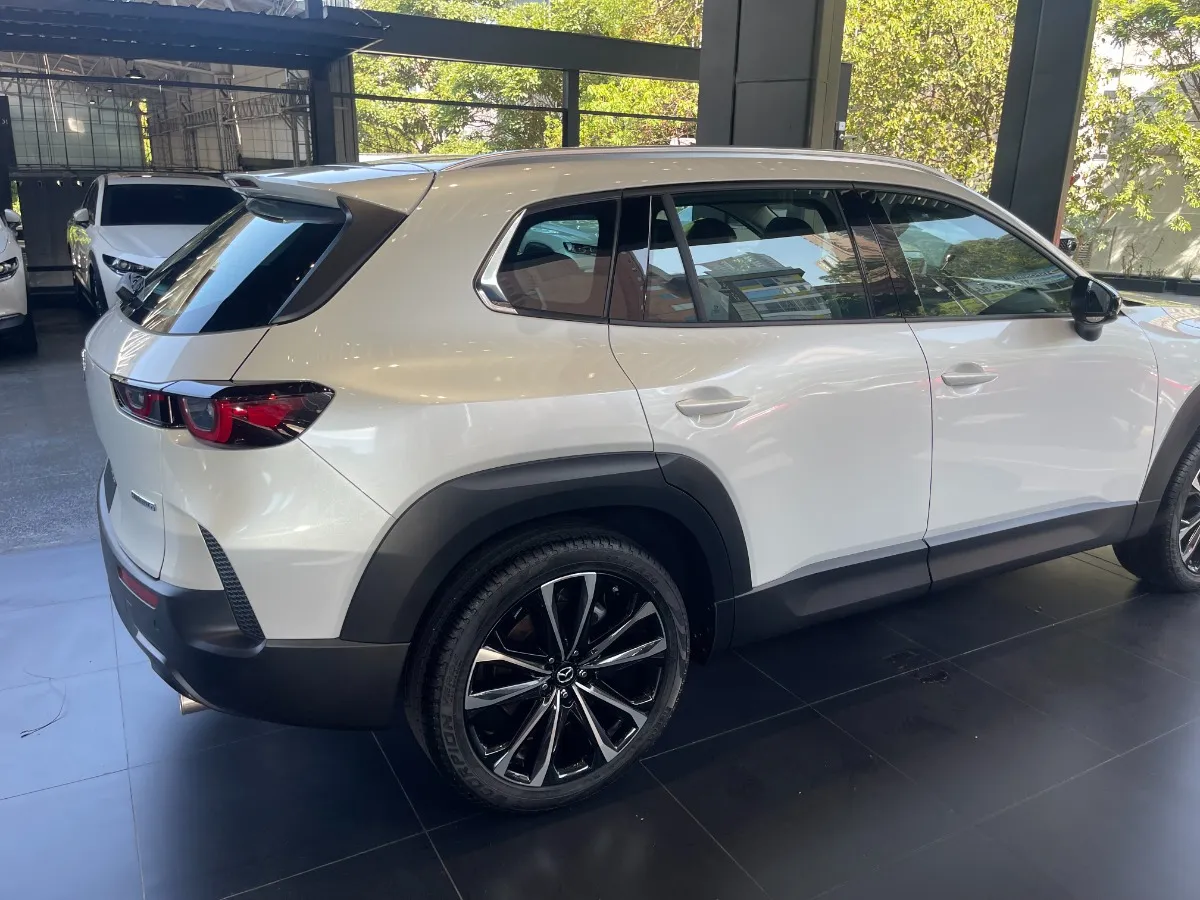 Mazda CX-50 2024 Blanco Medellín