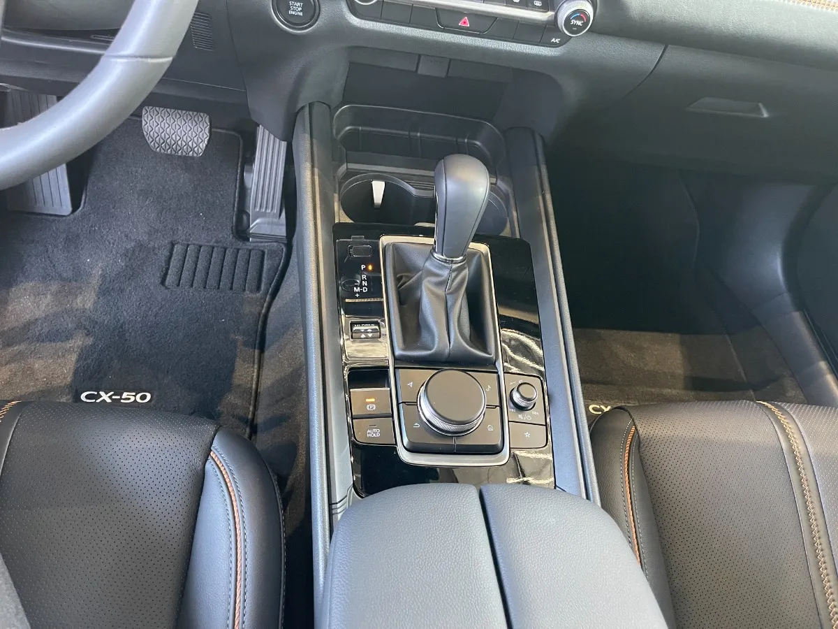 Mazda CX-50 2024 Blanco Medellín