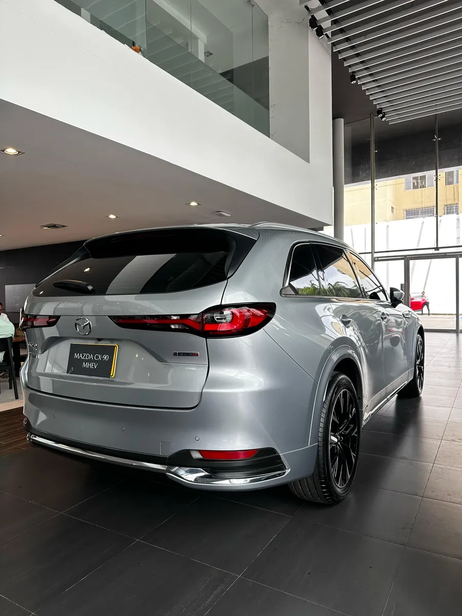 Mazda CX-90 2025 Plateado Barranquilla