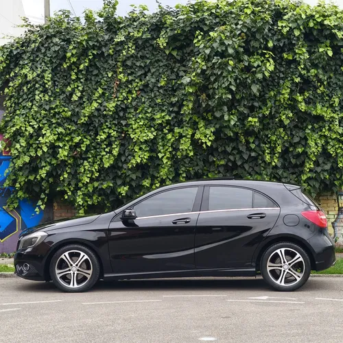 Mercedes-Benz A 200 2015 Negro Bogotá