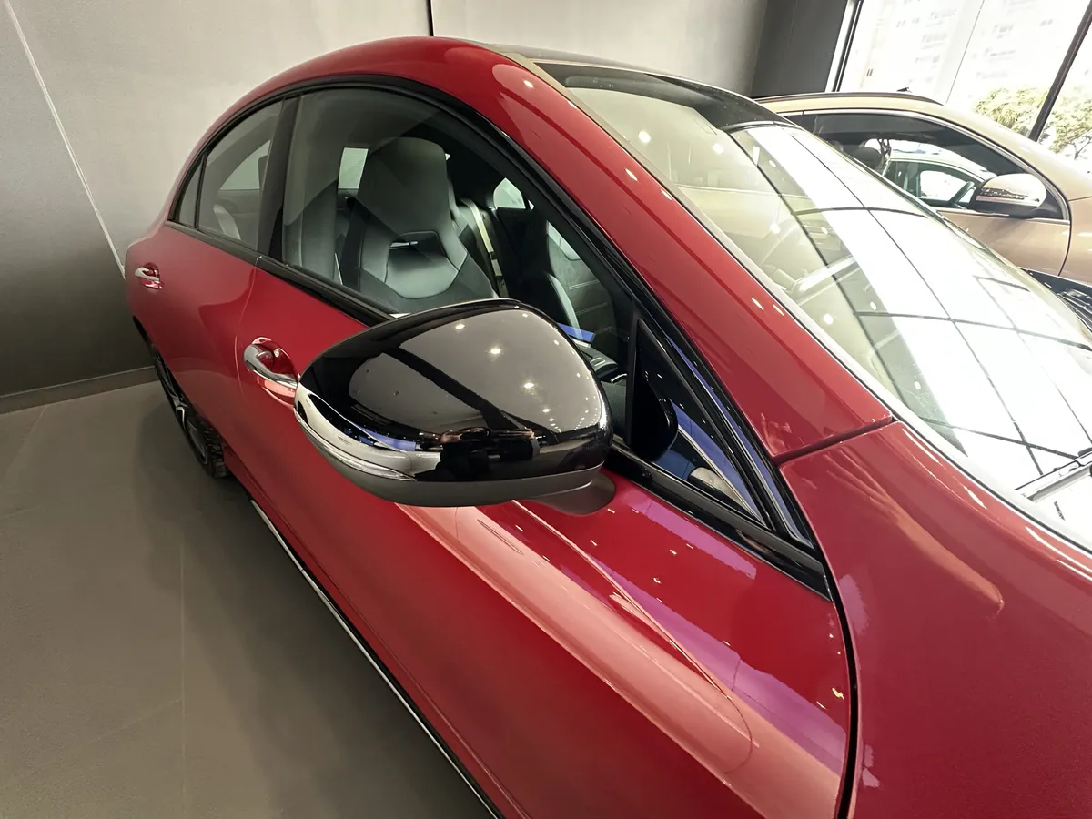 Mercedes-Benz CLA 250 2026 Rojo Bogotá