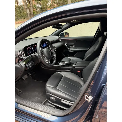Mercedes-Benz Clase A 2022 Azul Bogotá