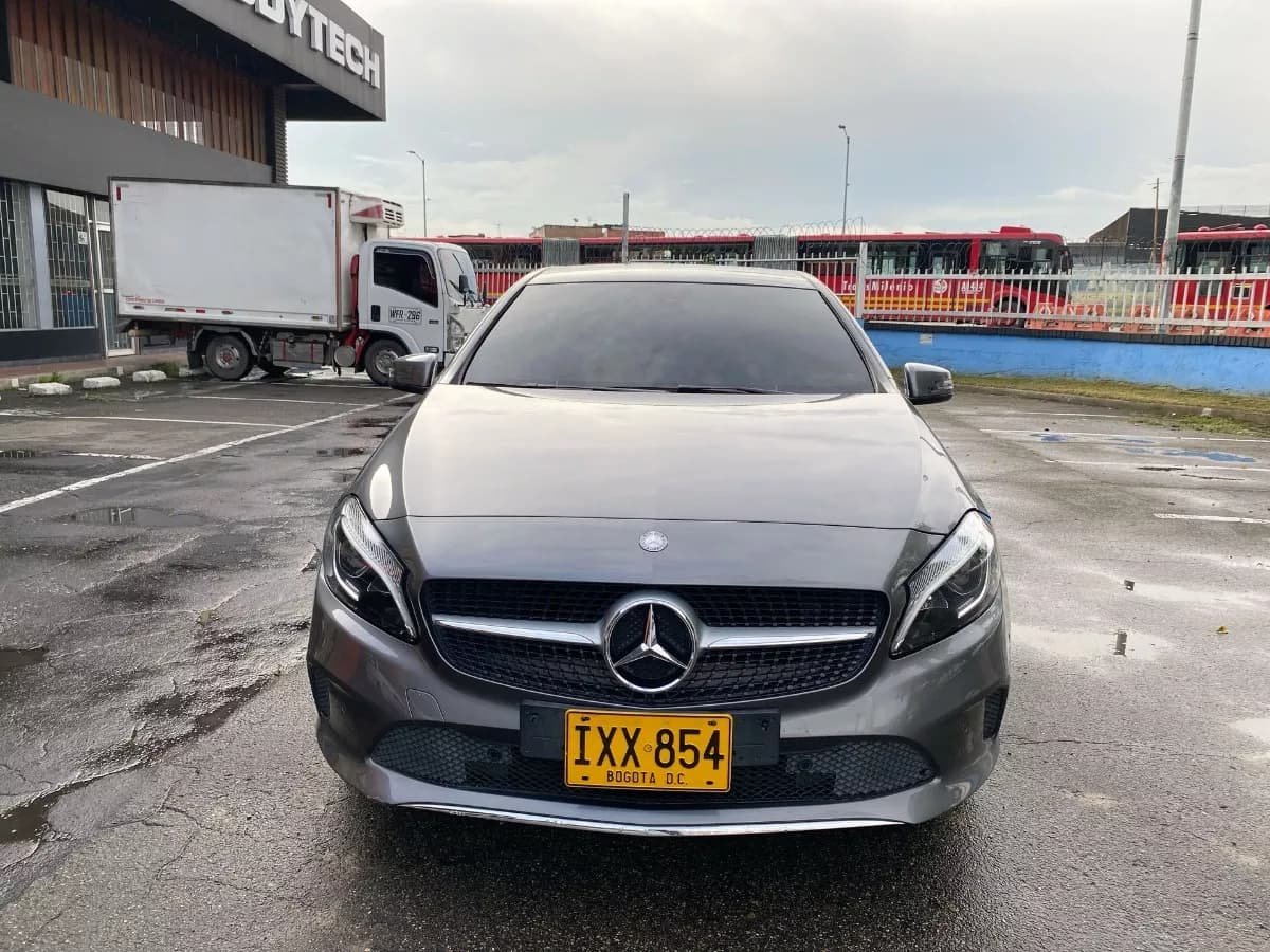 Mercedes-Benz Clase A 1.6 TURBO A200 AMG 2016