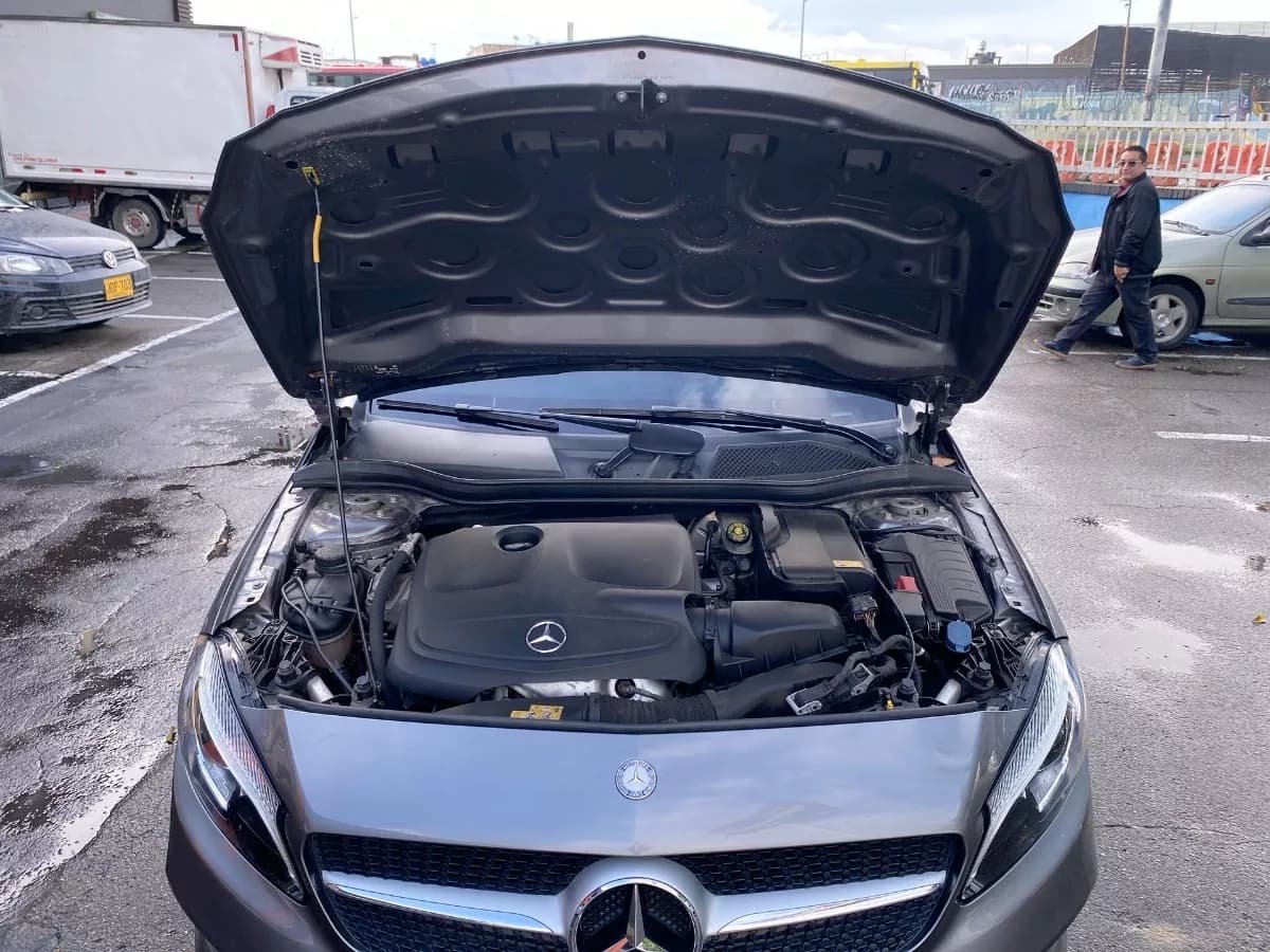 Mercedes-Benz Clase A 1.6 TURBO A200 AMG 2016