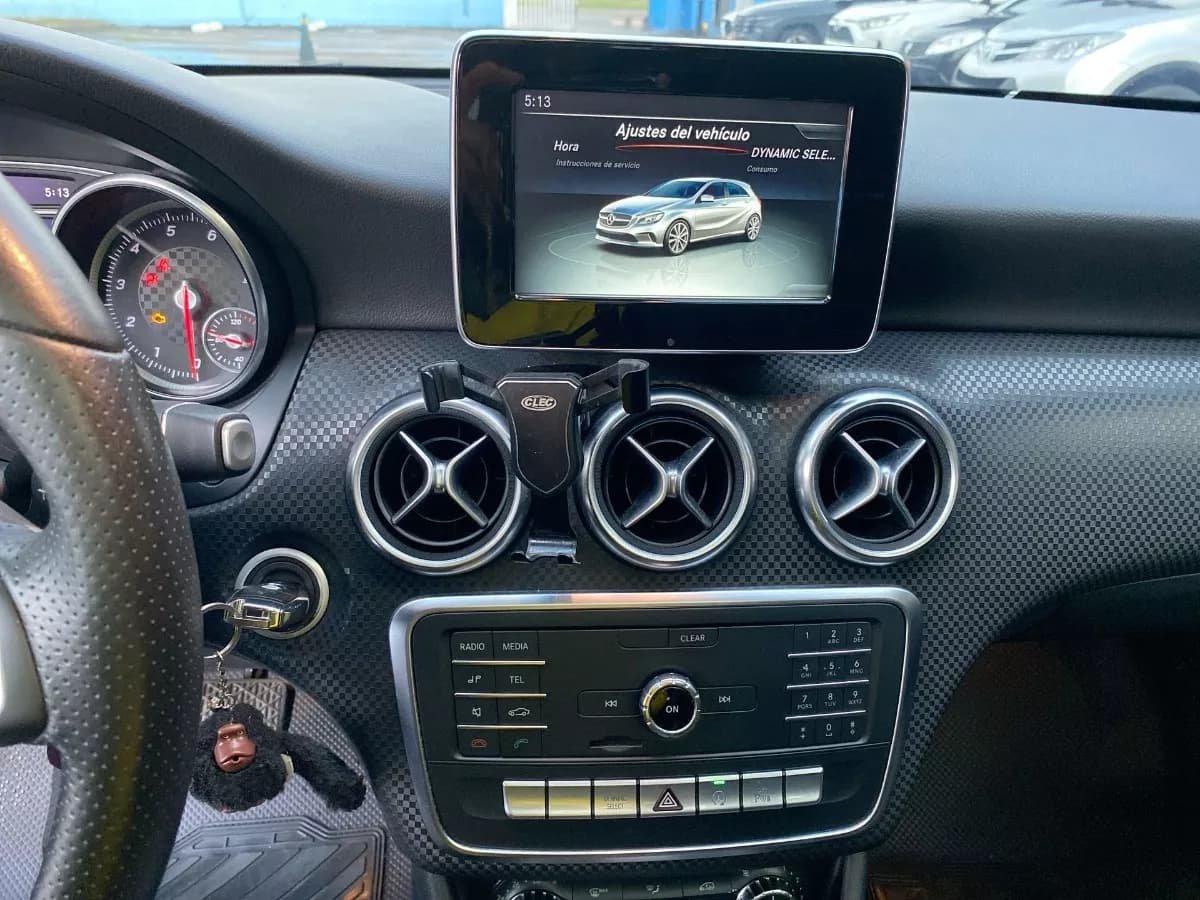 Mercedes-Benz Clase A 1.6 TURBO A200 AMG 2016