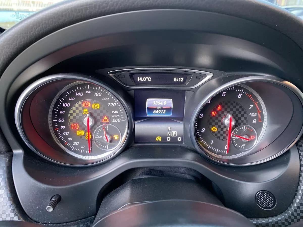 Mercedes-Benz Clase A 1.6 TURBO A200 AMG 2016