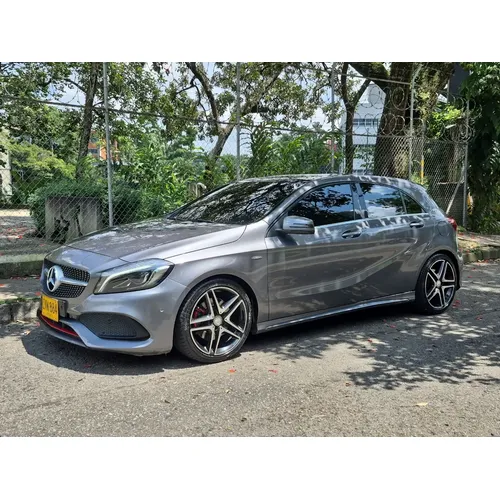 Mercedes-Benz A 250 2016 Gris Itagüí