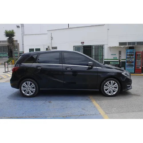 Mercedes-Benz Clase B 2016 Negro Bogotá