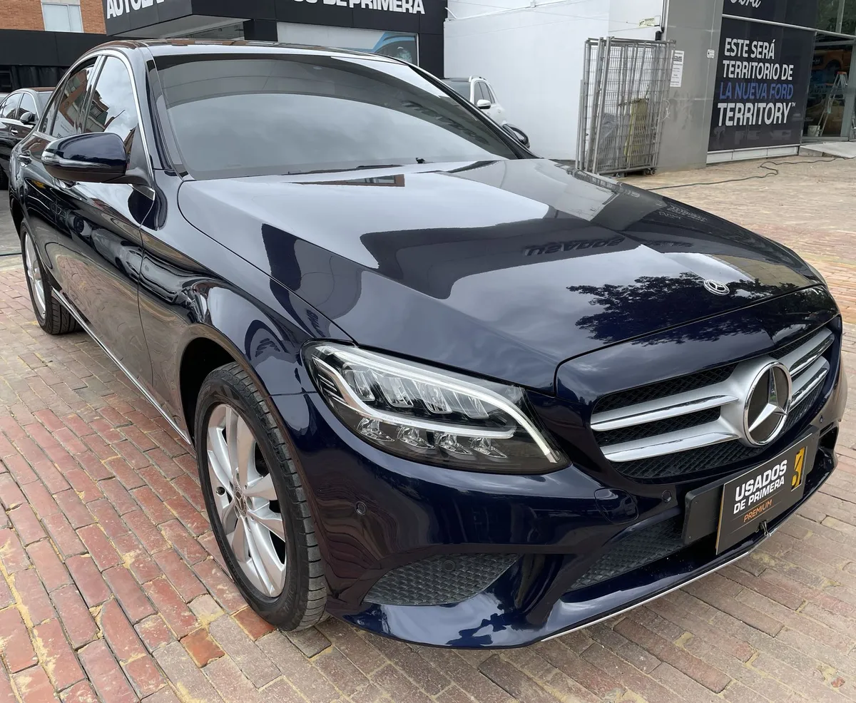 Mercedes-Benz C 180 2020 Azul Bogotá