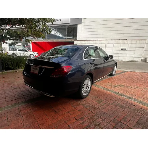 Mercedes-Benz C 200 2018 Azul Bogotá
