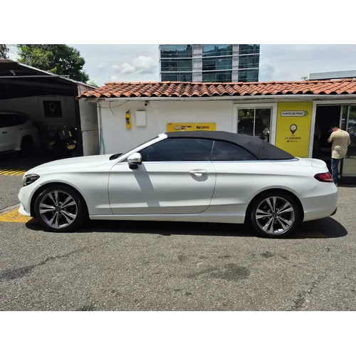 Mercedes-Benz C 200 2021 Blanco Medellín