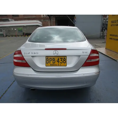 Mercedes-Benz CLK 320 2004 Plateado Bogotá