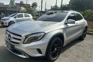 Mercedes-Benz Clase GLA 1.6 Urban