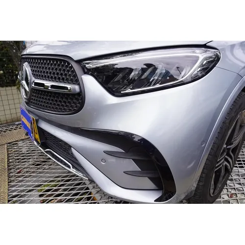 Mercedes-Benz GLC 300 2025 Plateado Bogotá