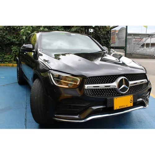 Mercedes-Benz GLC 300 2021 Gris Bogotá