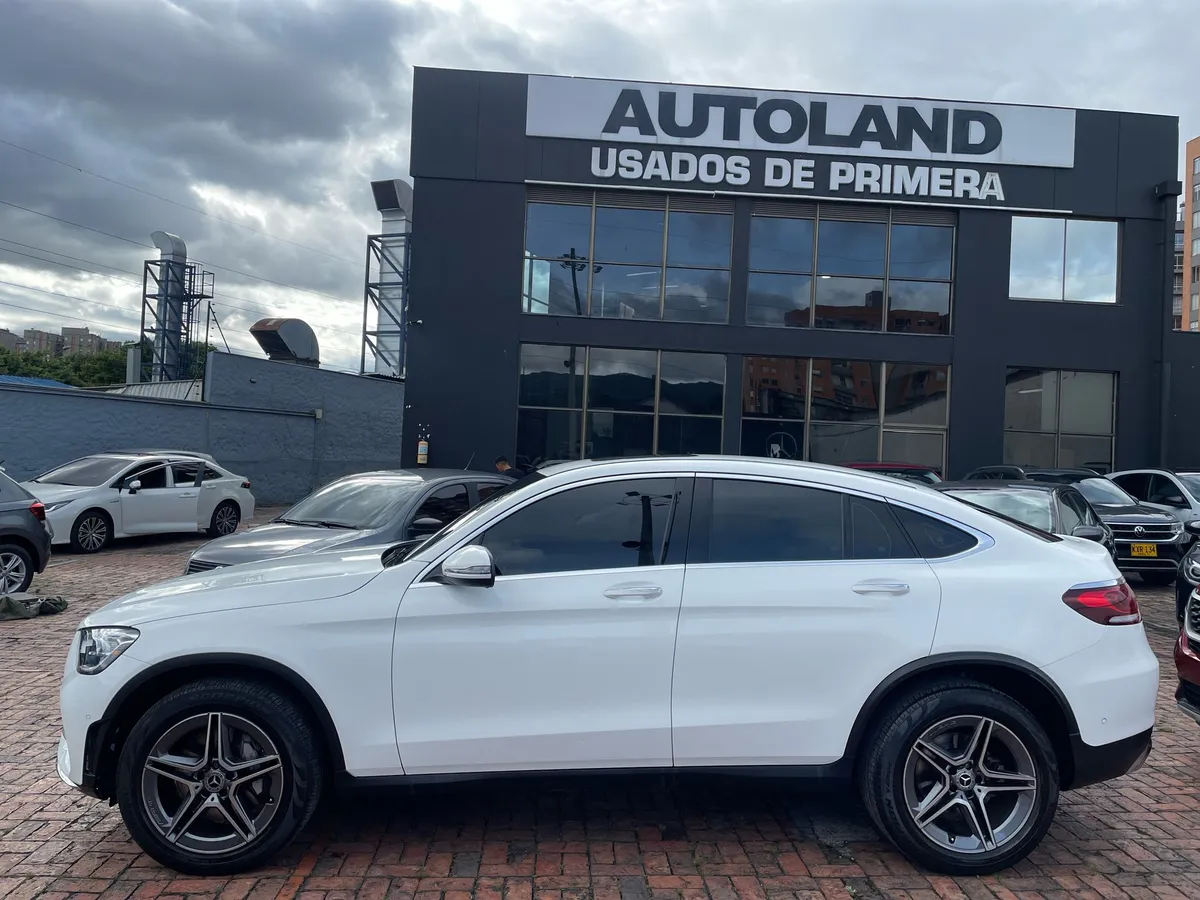 Mercedes-Benz GLC 300 2023 Blanco Bogotá